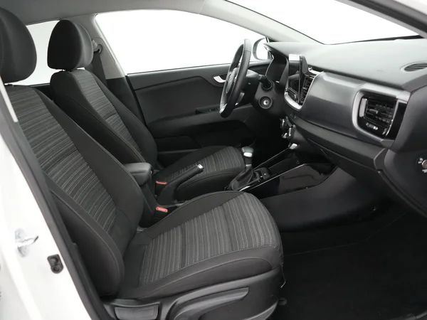 Kia Stonic (2025) — foto 4 van 22