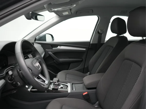 AUDI Q5 PHEV (2025) — foto 2 van 32