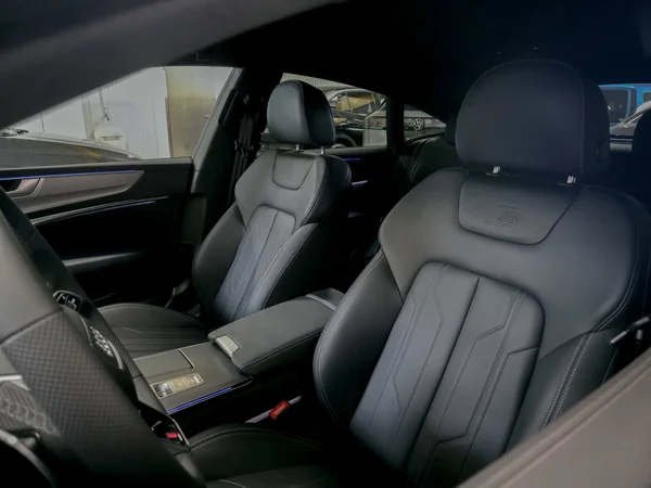 AUDI A7 Sportback (2025) — foto 2 van 39