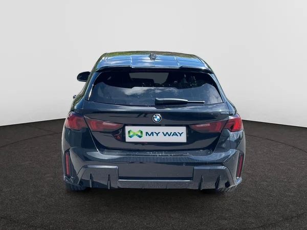 BMW 1 (F70) (2025) — foto 17 van 21