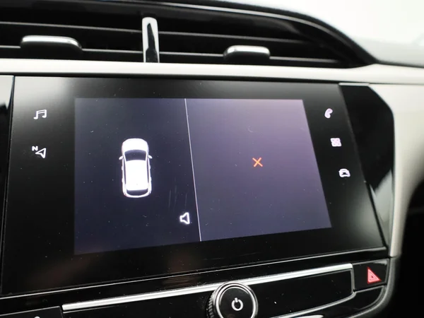 Opel Corsa-e (2022) — foto 22 van 39