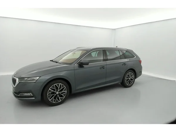 SKODA Octavia Combi (2021) — foto 30 van 36