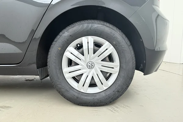 Volkswagen Polo (2020) — foto 23 van 26