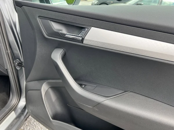 SKODA Karoq (2025) — foto 9 van 24