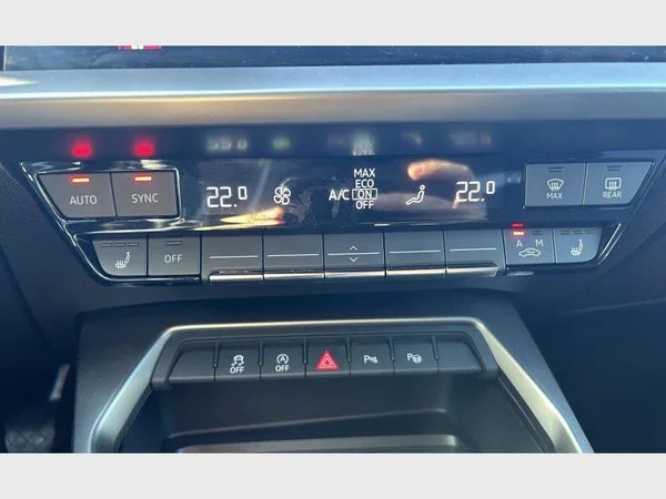 AUDI A3 Sedan (2022) — foto 10 van 33