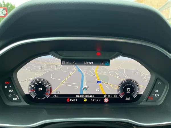 AUDI Q3 (2020) — foto 13 van 23
