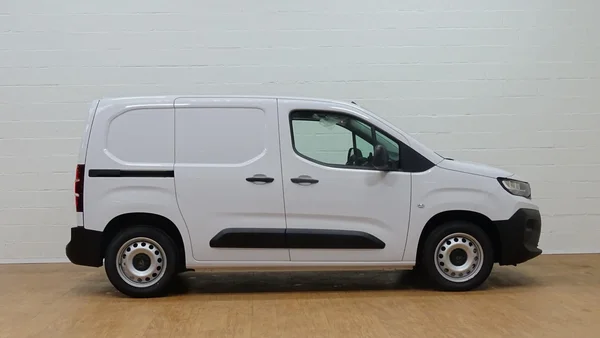 Peugeot Partner (2025) — foto 20 van 22