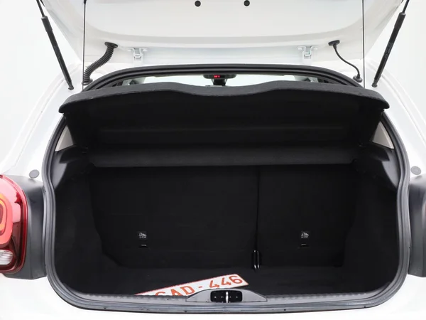 Citroën C3 (2022) — foto 9 van 37