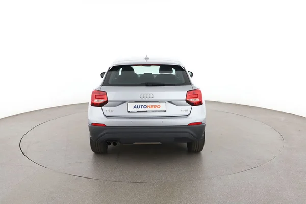 Audi Q2 (2018) — foto 11 van 16