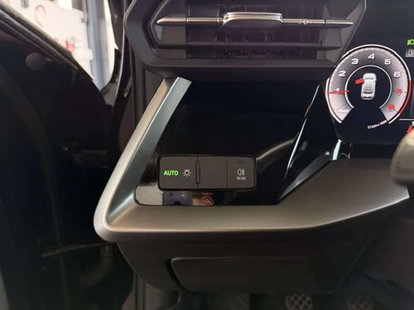 Audi A3 (2022) — foto 10 van 21