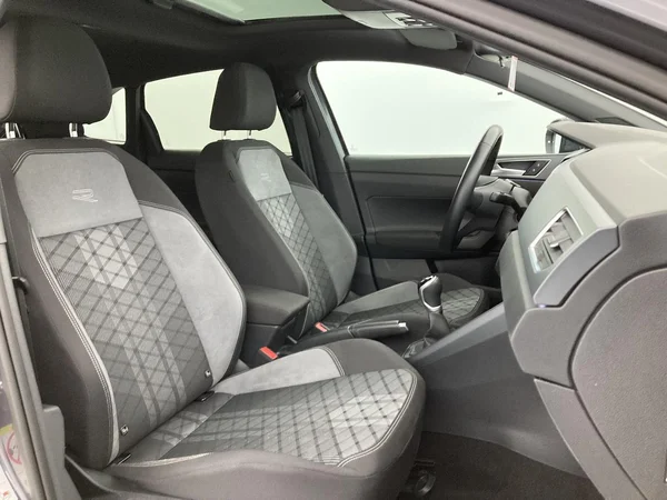 VOLKSWAGEN Taigo (2025) — foto 8 van 36
