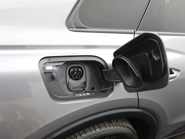 AUDI Q4 e-tron (2024) — foto 23 van 25