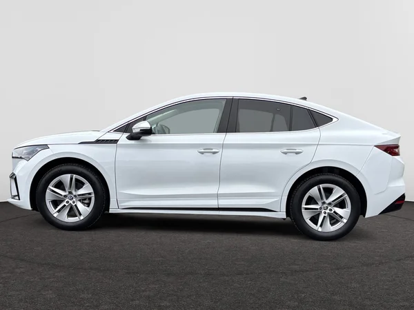 SKODA Enyaq Coupé (2023) — foto 12 van 24