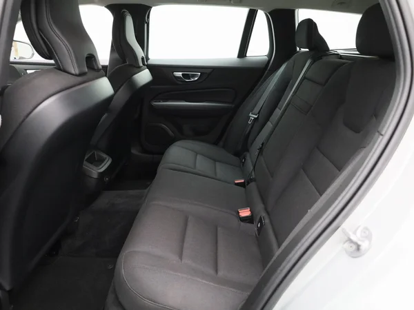 Volvo V60 (2022) — foto 6 van 44
