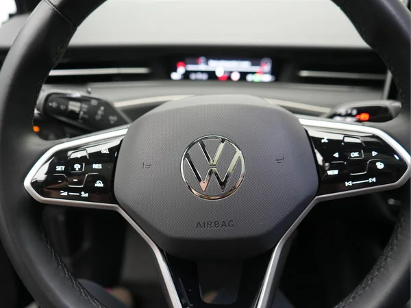 VOLKSWAGEN ID.7 Tourer (2026) — foto 14 van 33
