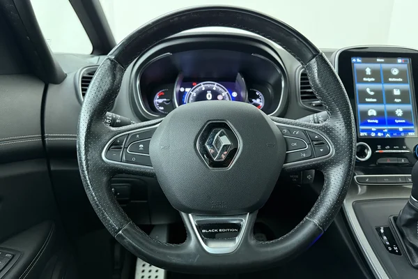 Renault Grand Scenic (2021) — foto 2 van 24