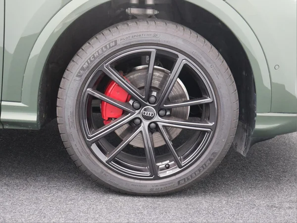 AUDI Q5 Sportback (2025) — foto 10 van 21