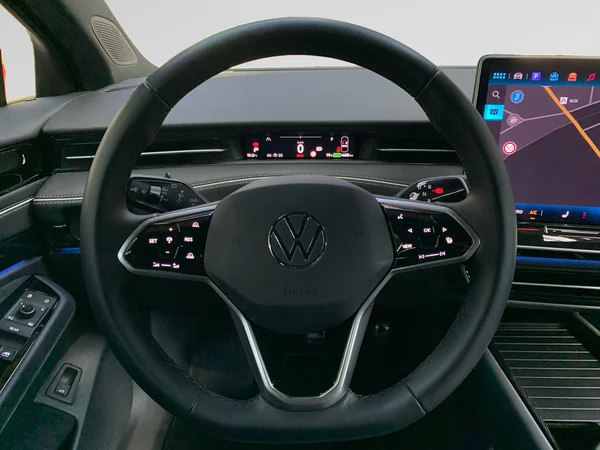 VOLKSWAGEN ID.7 Tourer (2024) — foto 22 van 24
