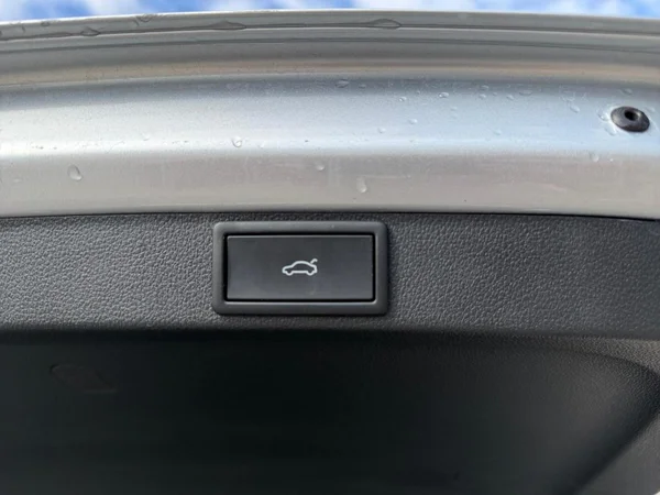 SKODA Octavia Combi (2025) — foto 15 van 24