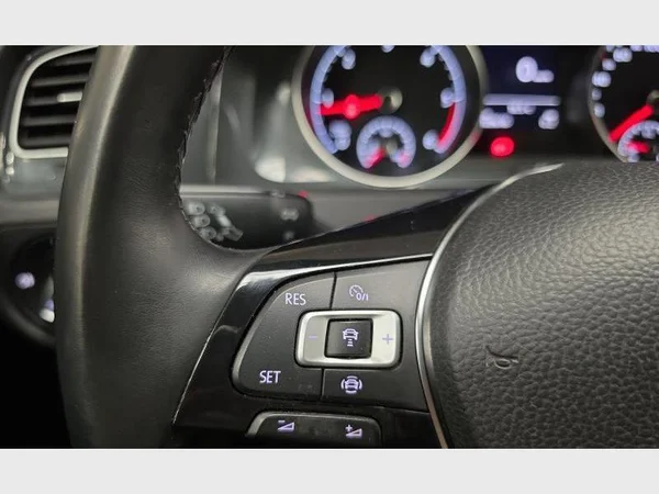 Volkswagen Golf VII (2019) — foto 7 van 30