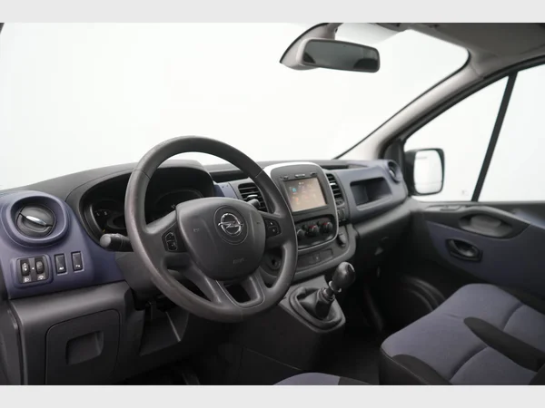 OPEL Vivaro 2700 Fou Swb (2015) — foto 2 van 20