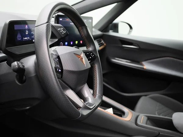 CUPRA Born (2022) — foto 24 van 47