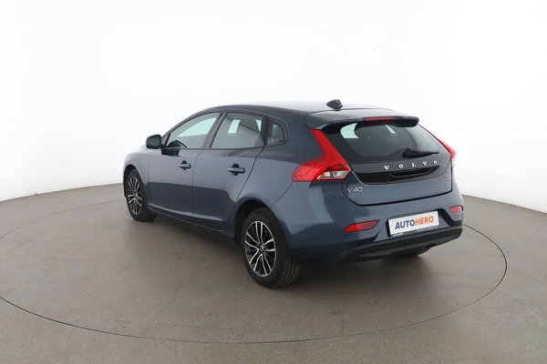 Volvo V40 (2019) — foto 10 van 16