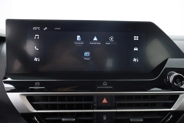 Citroen C4 (2025) — foto 18 van 62