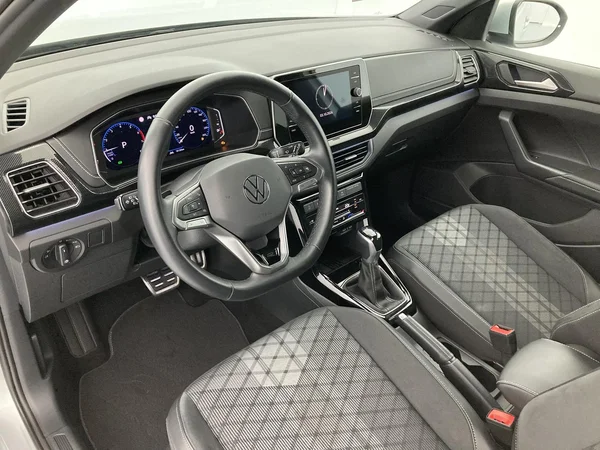 VOLKSWAGEN T-Cross (2025) — foto 34 van 36