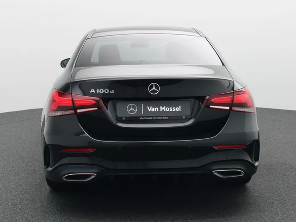 Mercedes-Benz A-Klasse (2022) — foto 26 van 30