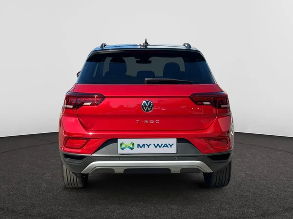VOLKSWAGEN T-Roc (2022) — foto 19 van 24