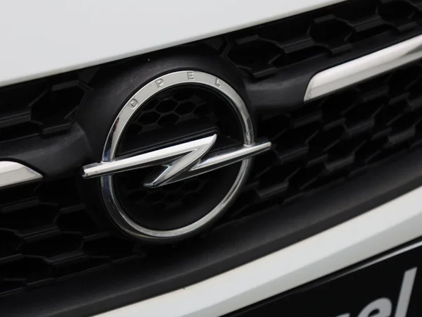 Opel Corsa (2023) — foto 25 van 37