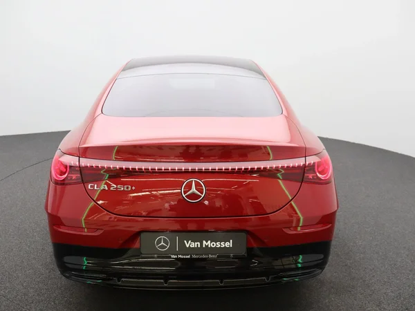 Mercedes-Benz CLA (2025) — foto 9 van 22
