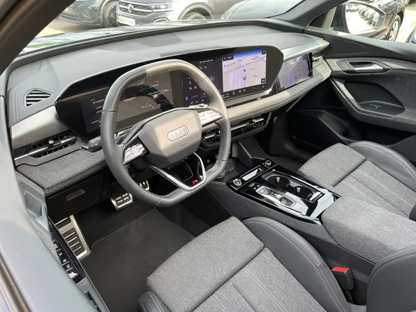 AUDI Q6 e-tron (2025) — foto 21 van 22