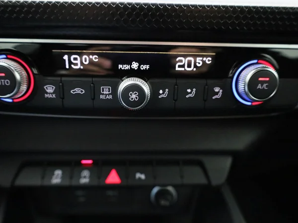 Audi A1 Sportback (2023) — foto 13 van 38