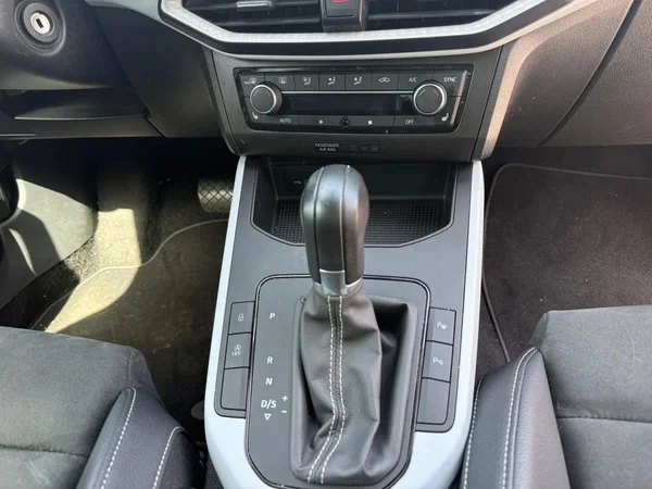SEAT Arona (2022) — foto 6 van 15