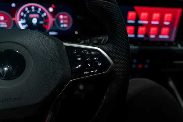 Volkswagen Golf (2020) — foto 31 van 40