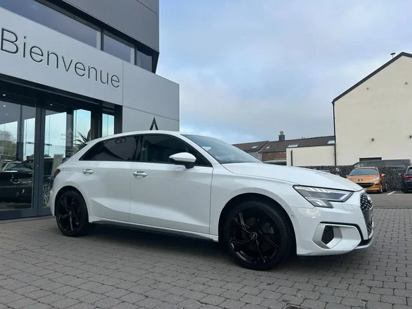 Audi A3 (2021) — foto 10 van 21