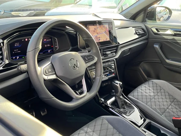 VOLKSWAGEN T-Roc (2025) — foto 9 van 20