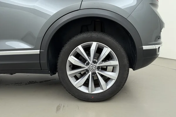 Volkswagen T-Roc (2019) — foto 18 van 21