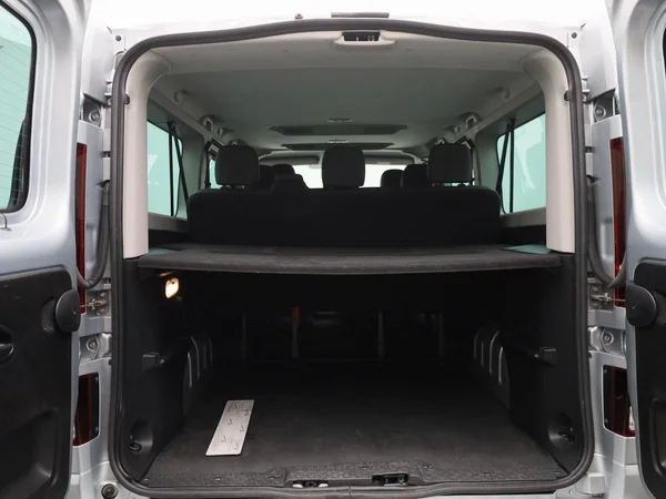 Renault Trafic (2024) — foto 5 van 40