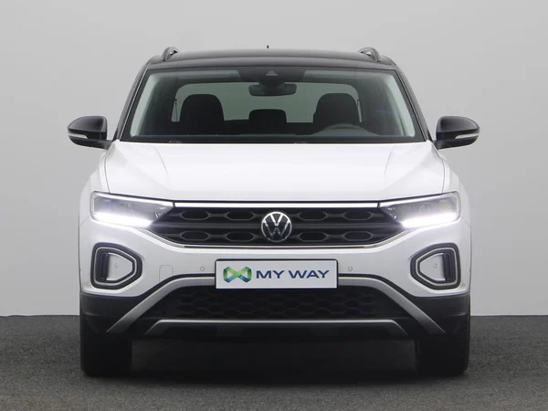 VOLKSWAGEN T-Roc (2022) — foto 15 van 19