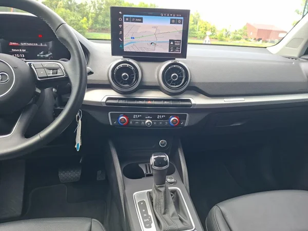 AUDI Q2 (2024) — foto 3 van 24