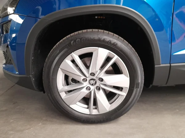 SKODA Karoq (2026) — foto 2 van 23