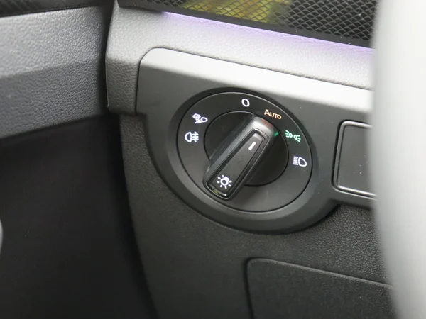 VOLKSWAGEN T-Cross (2025) — foto 3 van 17