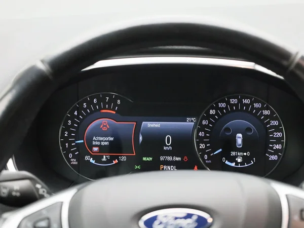 Ford S-Max (2022) — foto 40 van 41