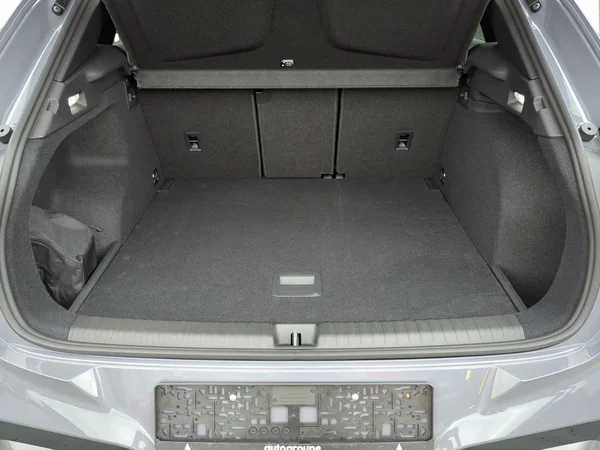 CUPRA Terramar (2024) — foto 10 van 35