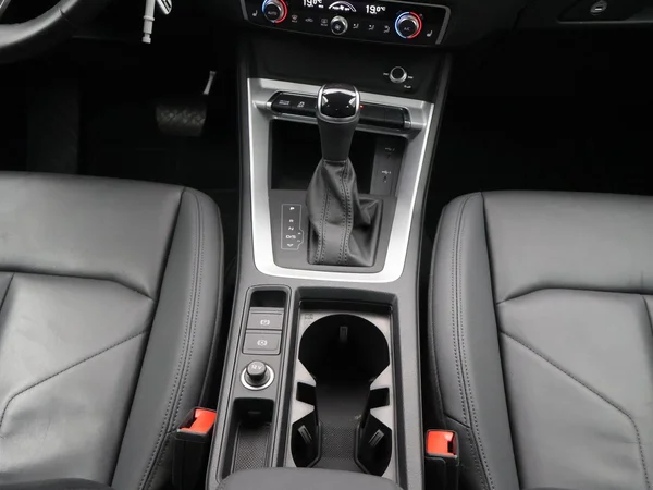 AUDI Q3 PHEV (2022) — foto 5 van 27