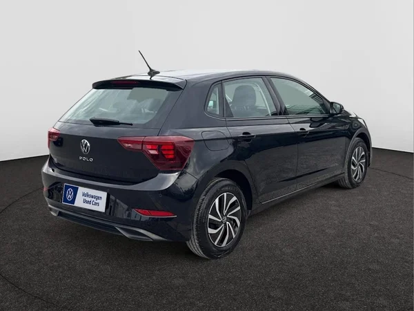 VOLKSWAGEN Polo (2022) — foto 2 van 14