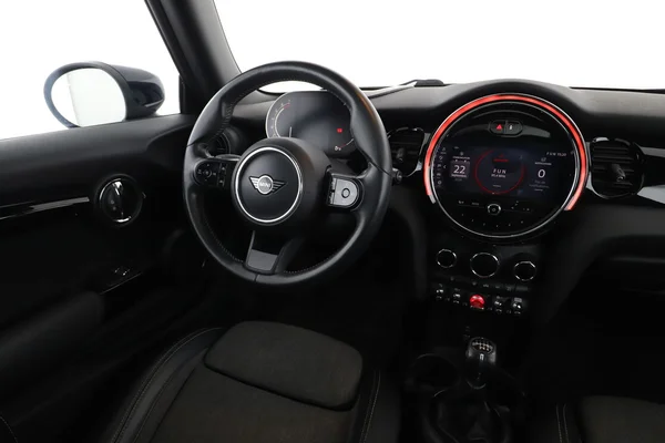 MINI MINI (2021) — foto 4 van 16